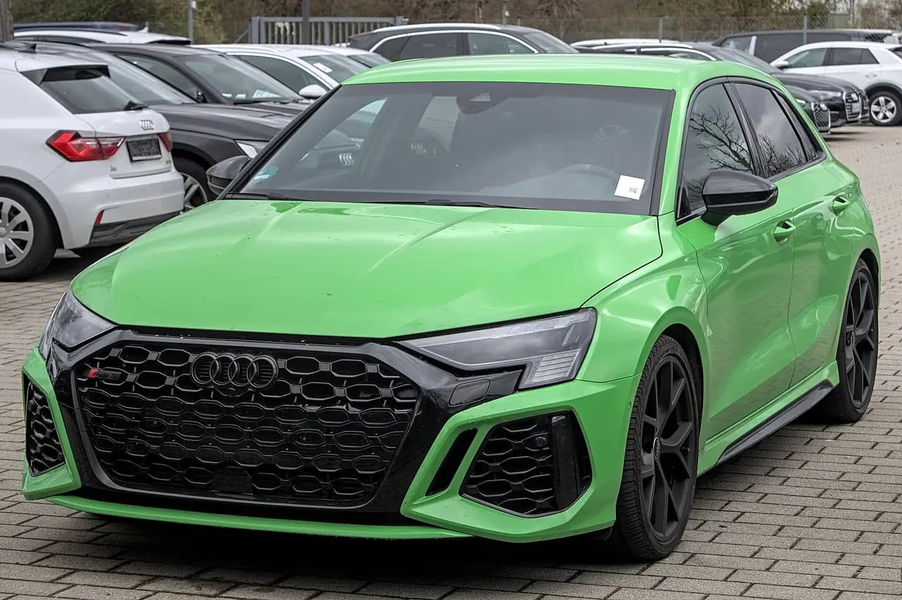 Green Audi RS3 Sportback (8Y), front three-quarter view
