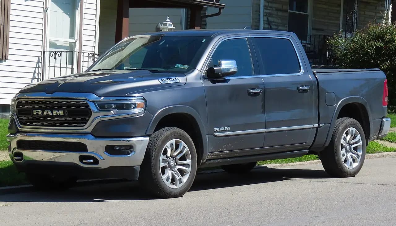 Grey 2022 Ram 1500 Limited Crew Cab 4x4 (DT), front three-quarter view